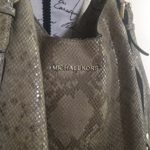 Large Michael Kors Bedford Angora Tan Python Bag - Picture 2 of 8